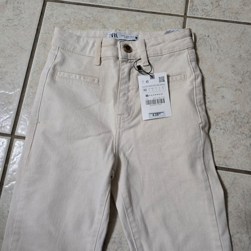 Zara jeans‎